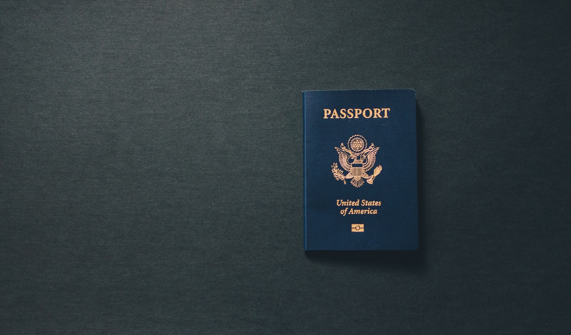passport-gd3a586a63_1920